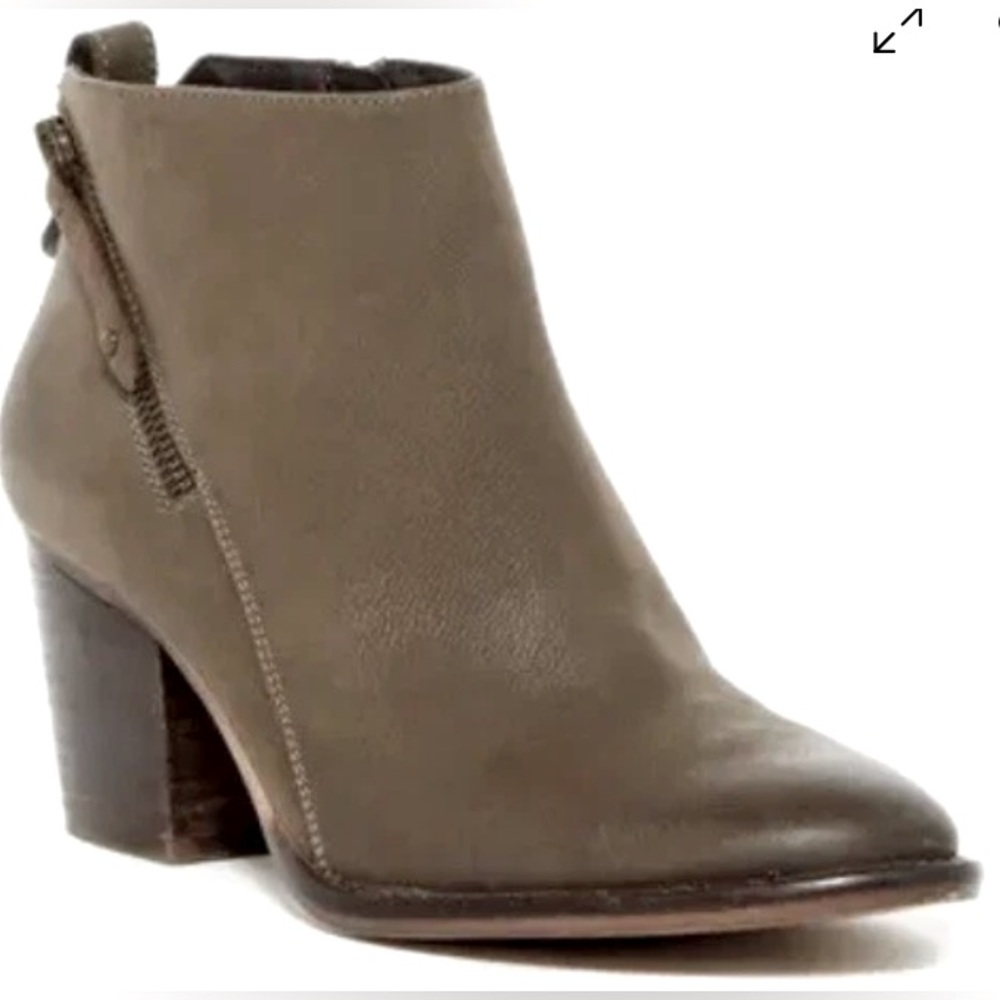 Blondo Nivada Waterproof Bootie, Taupe, Size 6-1/2
